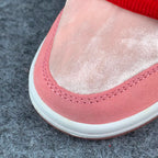 StrangeLove x Dunk Low SB 'Valentine's Day'