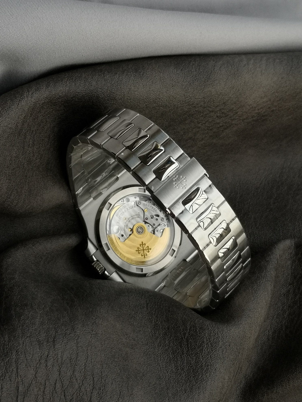 Steel White 40mm Watch