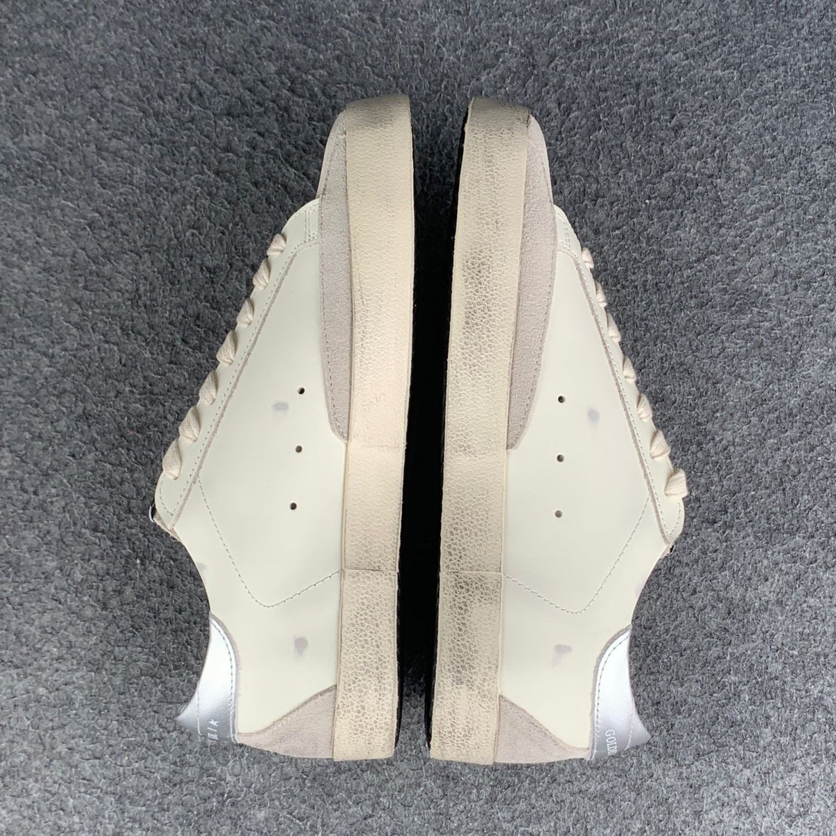 GOLDEN GOOSE Wmns Superstar Stay Golden Star Girl Sneaker