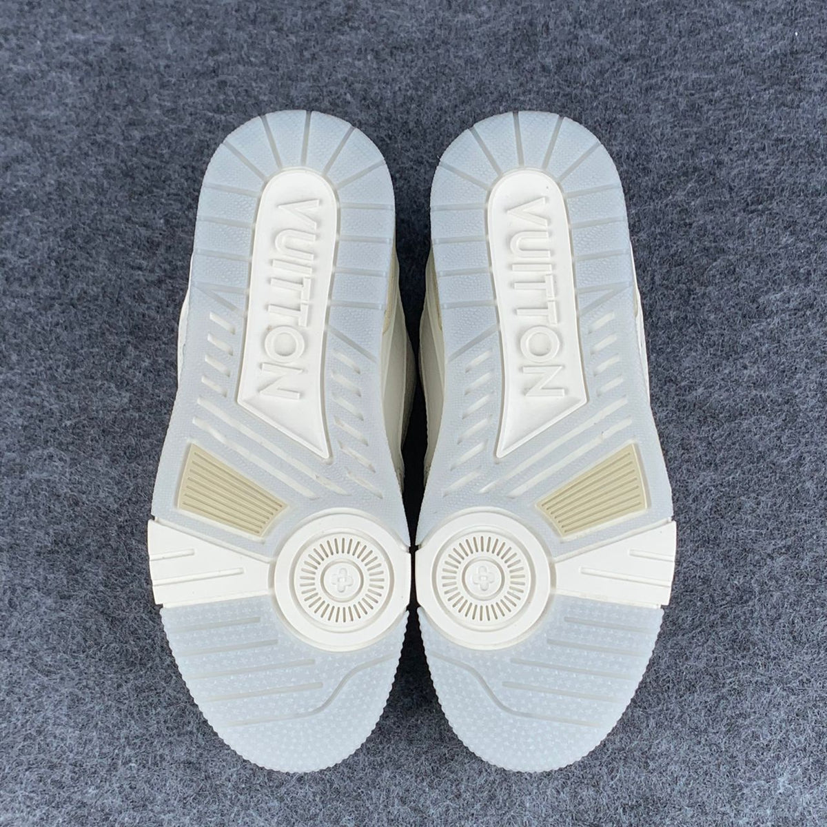 LV Trainer 'Cream White' (B-Grade Version)