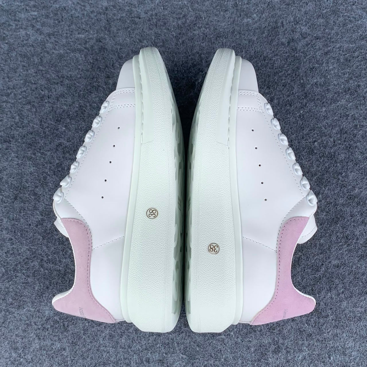Wmns Alexander McQueen Oversized Sneaker 'White Lilla'