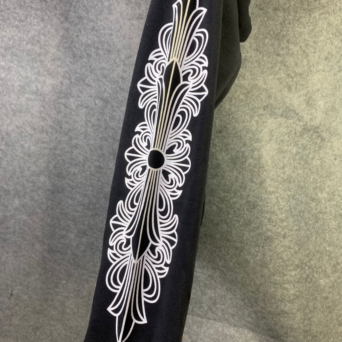 Chrome Hearts Las Vegas Horseshoe Floral Cross-Sleeve Zip Up Hoodie 'Black/White'