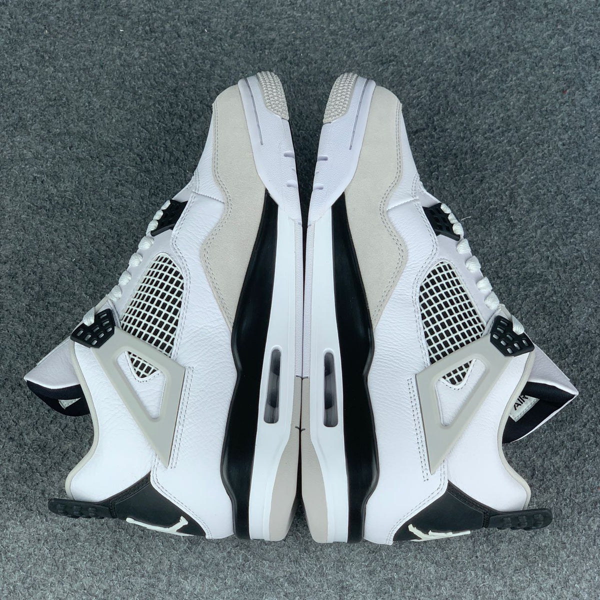 Air Jordan 4 Retro 'Military Black'