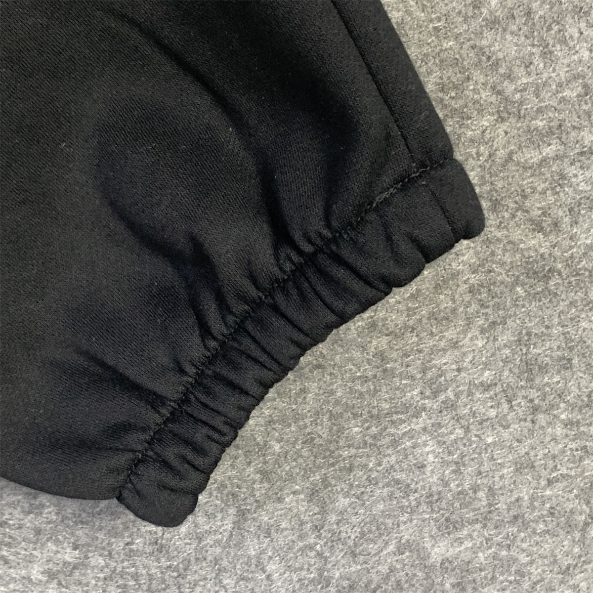 Denim Tears Mono Wreath Sweatpants 'Black'