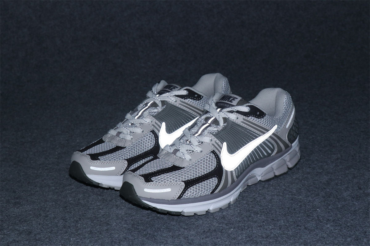 Nike Air Zoom Vomero 5 'Light Iron Ore'