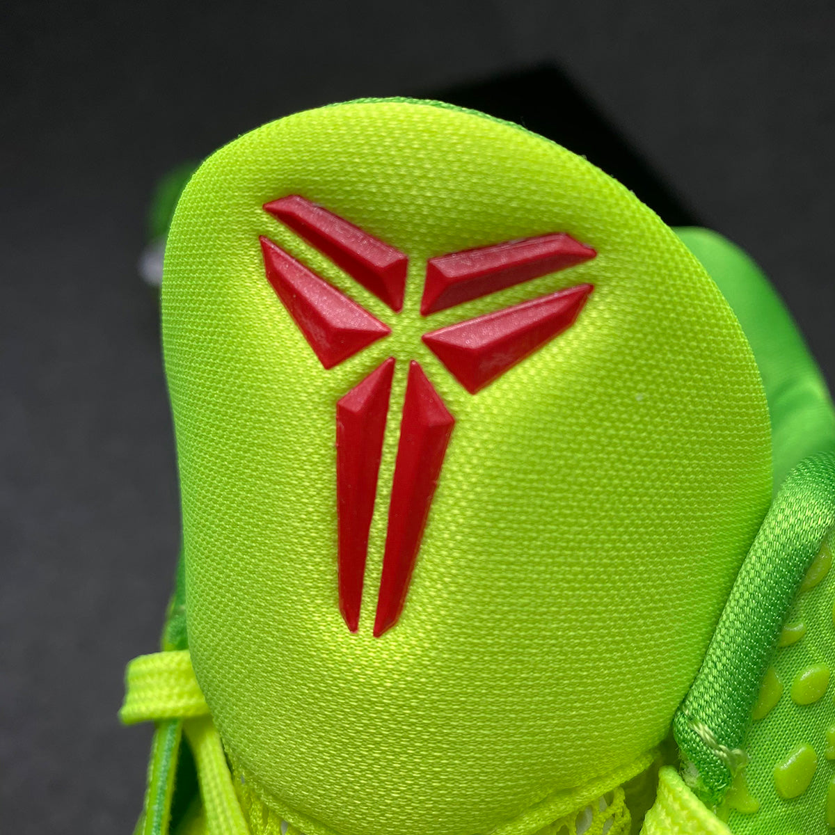 Nike Zoom Kobe 6 Protro 'Grinch' 2020