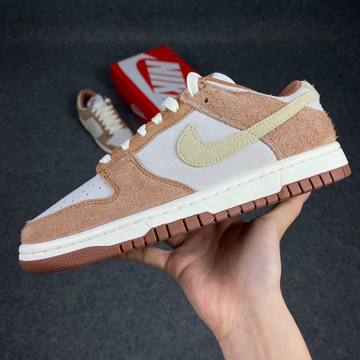 Dunk Low Premium 'Medium Curry'