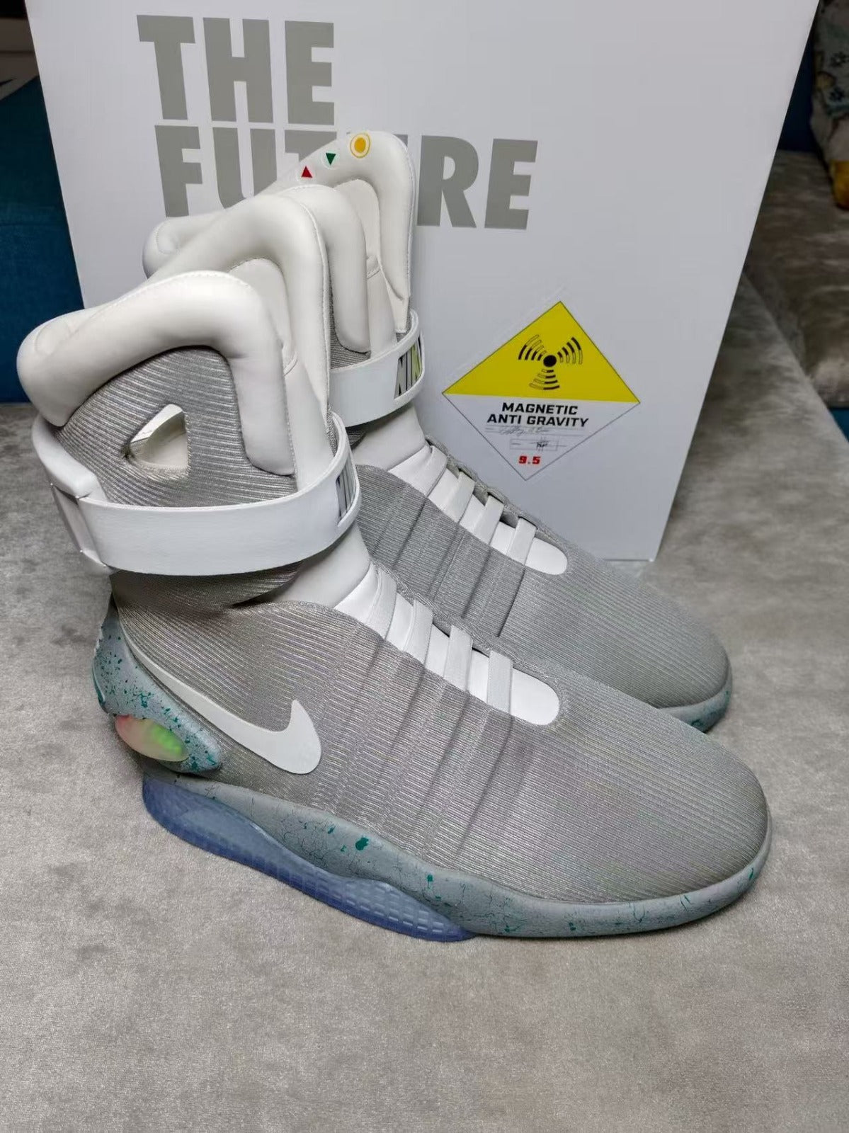 Nike Mag 'Back To The Future' (2016)