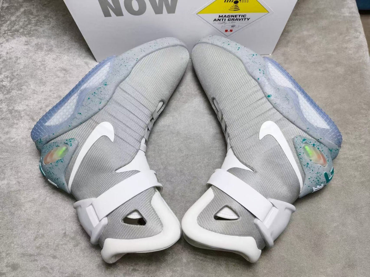 Nike Mag 'Back To The Future' (2016)