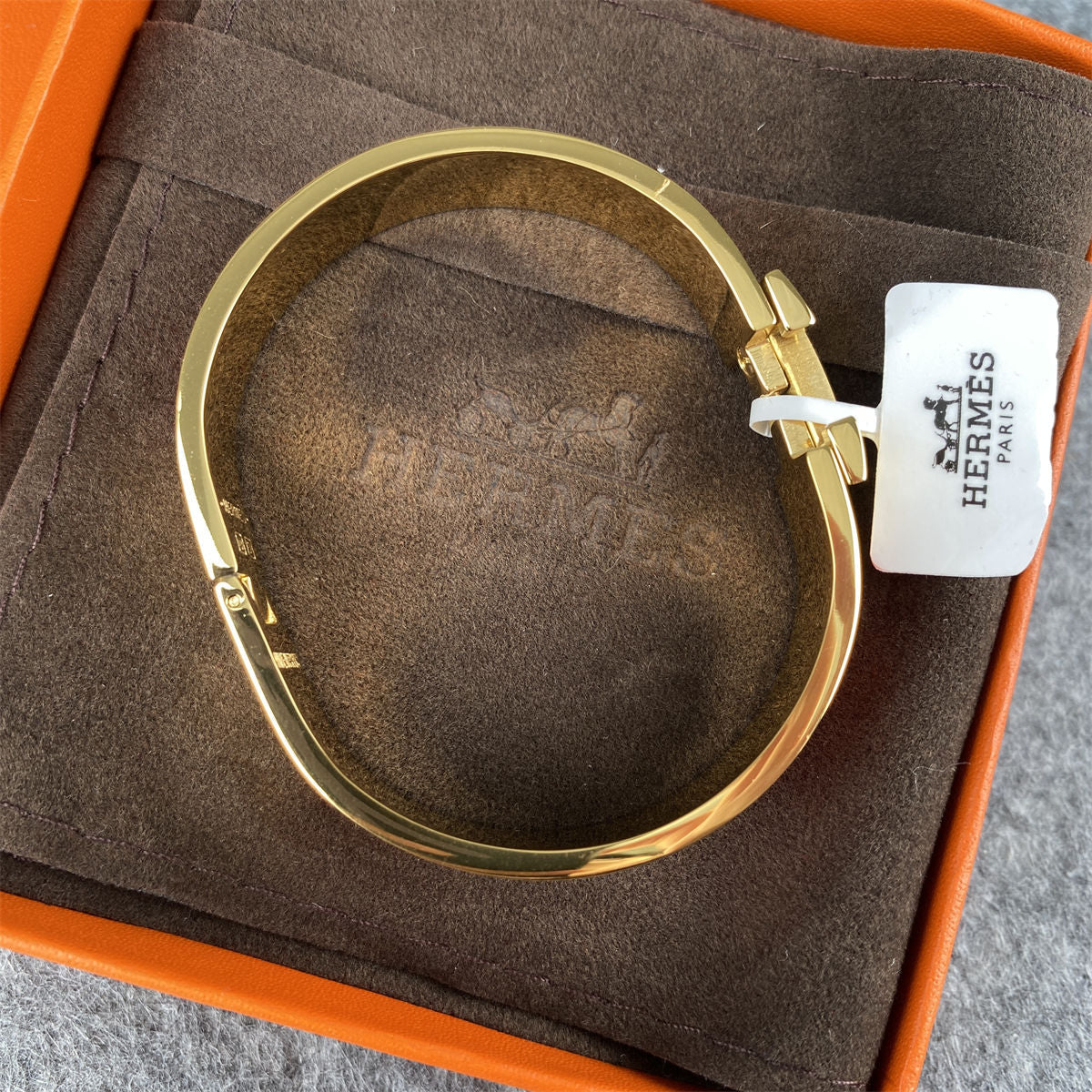 Narrow Clic Clac H Bracelet – Gold-Tone & Orange Enamel